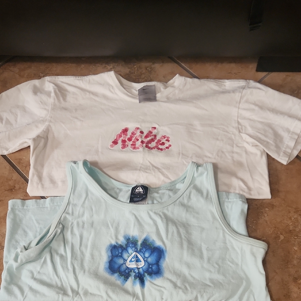 Nike Women's 2pk of Shirts